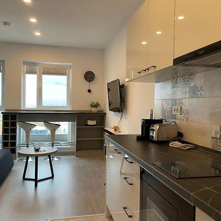 Beautiful Penthouse Lakeview W18 Bucarest Exterior foto